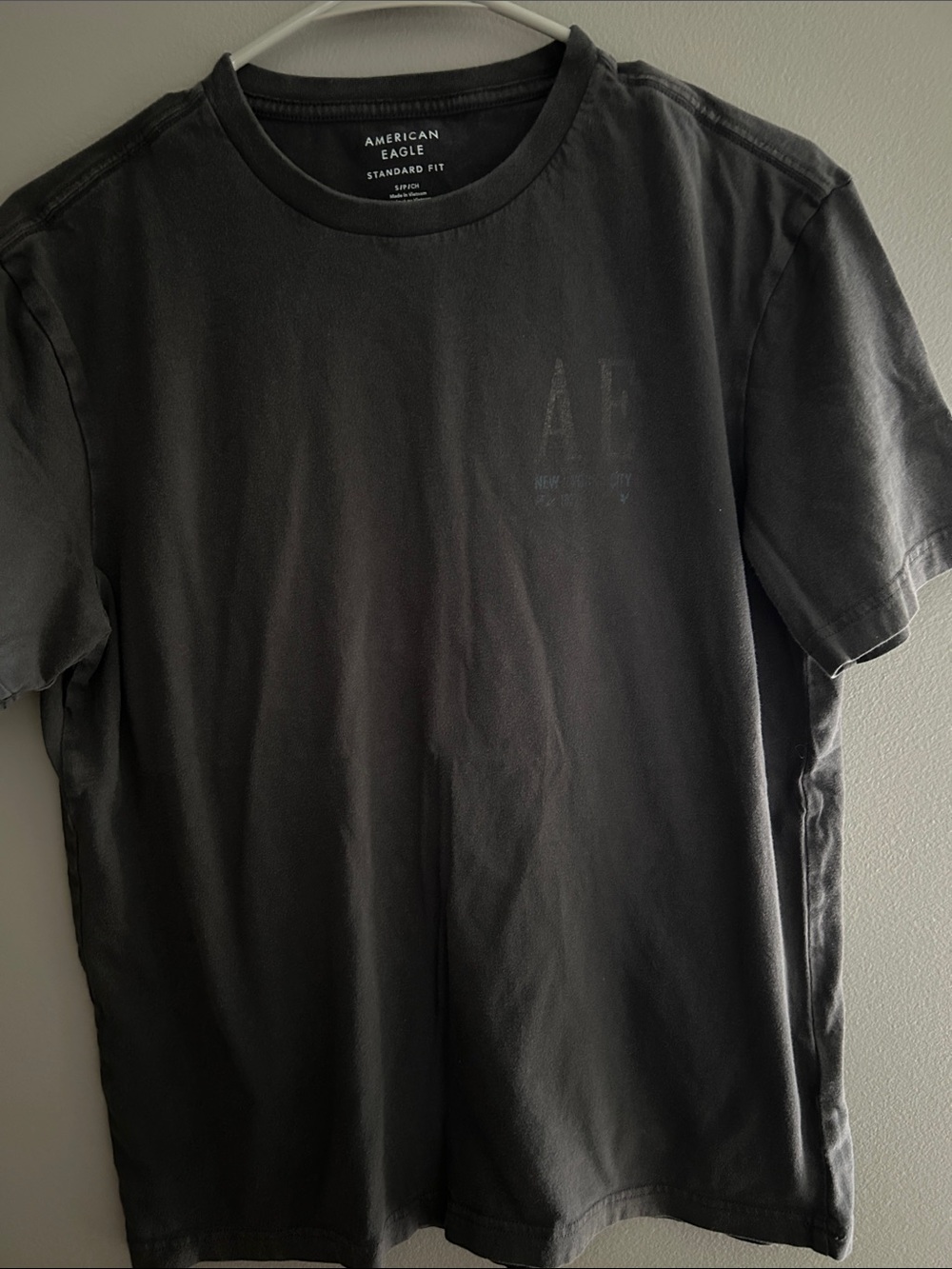 American Eagle Outfitters Black Short-Sleeve Crew T-Shirt with Subtle AE Logo